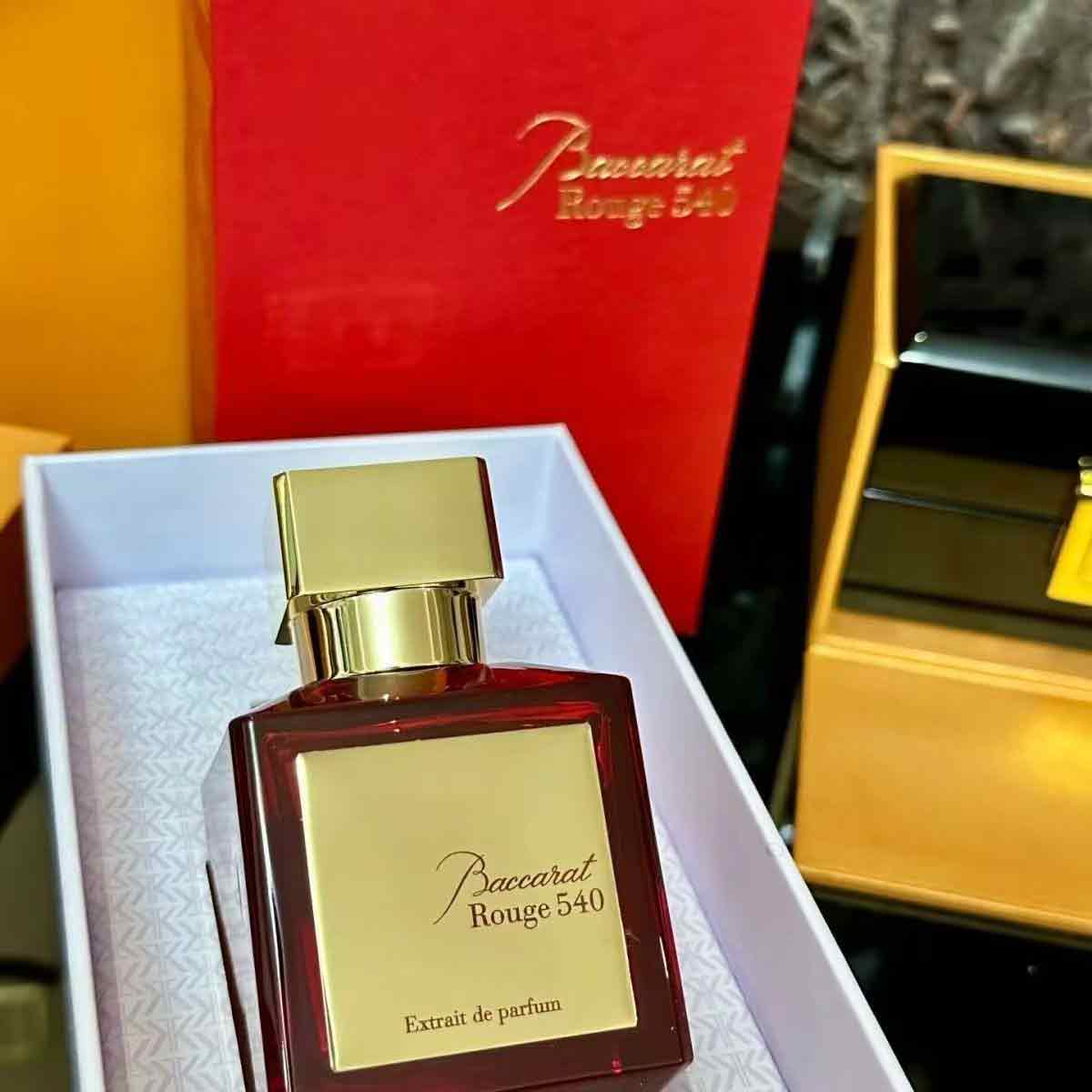 Il profumo Baccarat 540 essenc - Amber Musk Oil recensione e prezzo